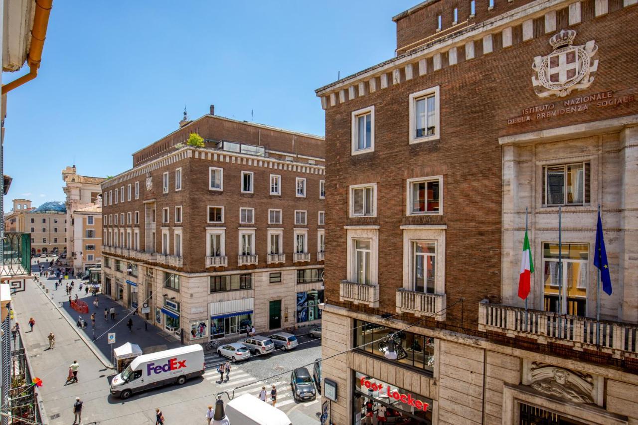 Stay Inn Rome Via Del Corso Exteriör bild