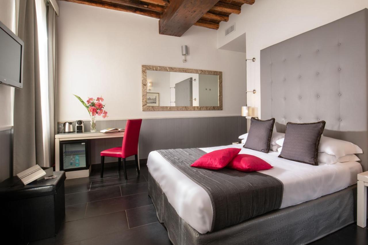 Stay Inn Rome Via Del Corso Exteriör bild